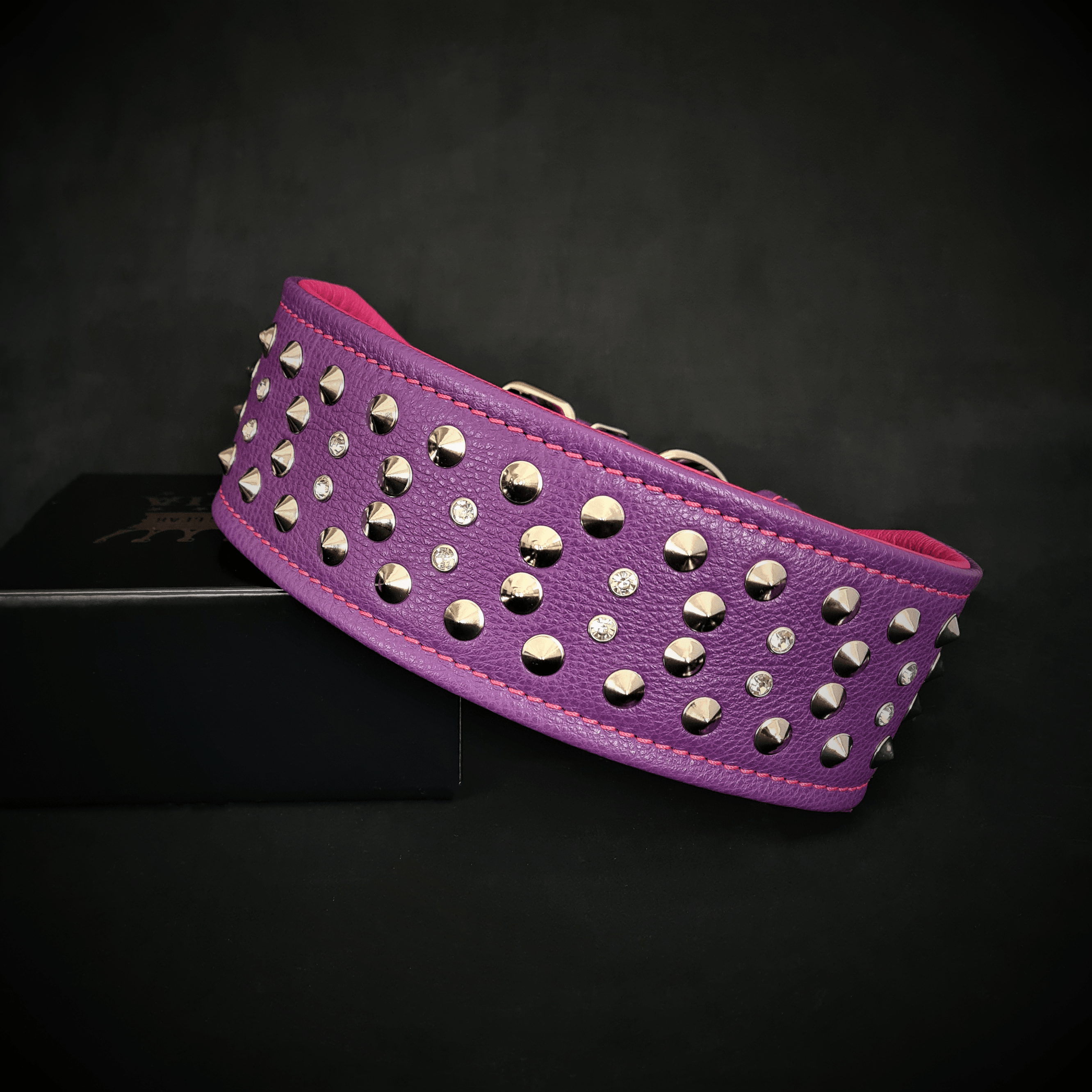 "Crystal" 2.8 inch wide soft leather collar