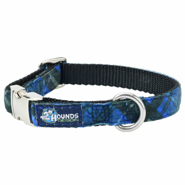 Midnight Winter Plaid Velvet Essential Dog Collar