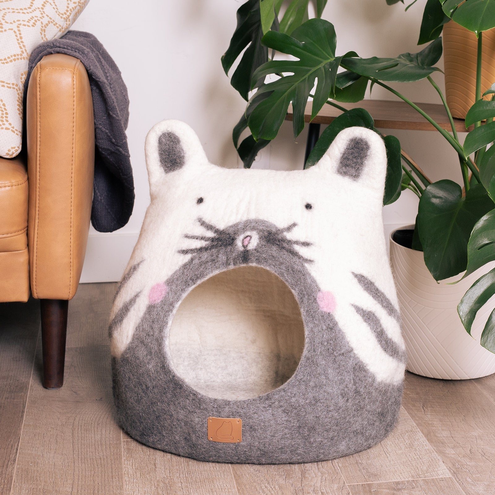 Cat Design | Ear Style Cave