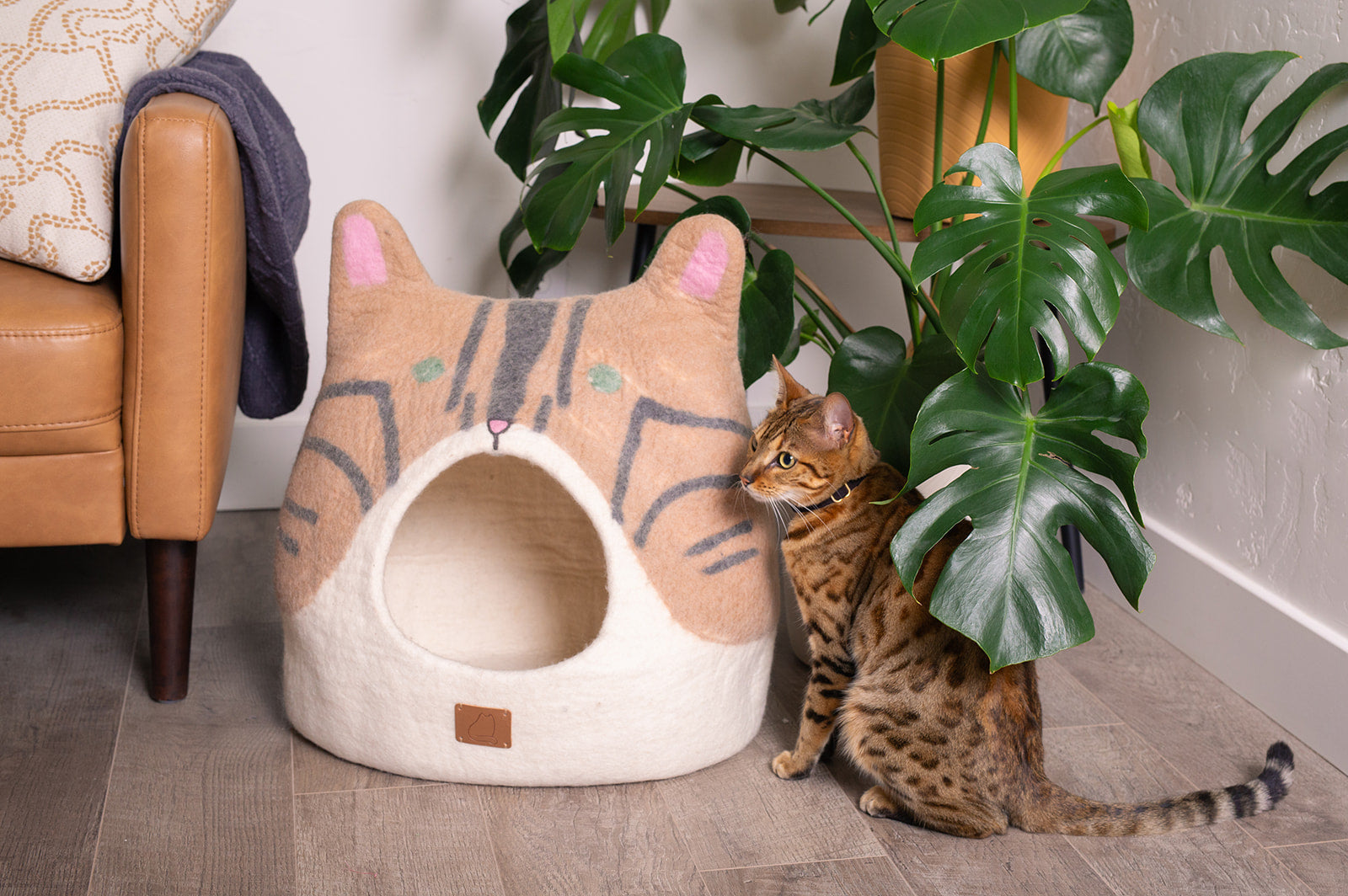 Bengal Cat Design | Ear Style Cave