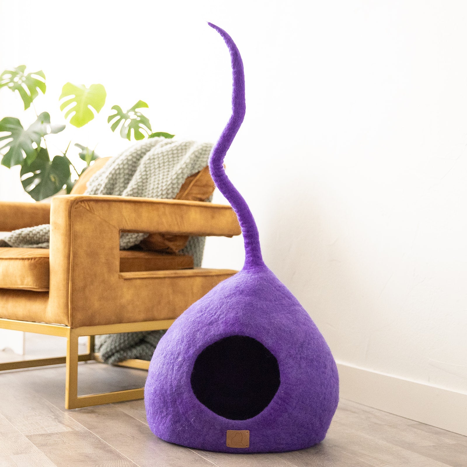 Plum Purple | Tail Style Cave