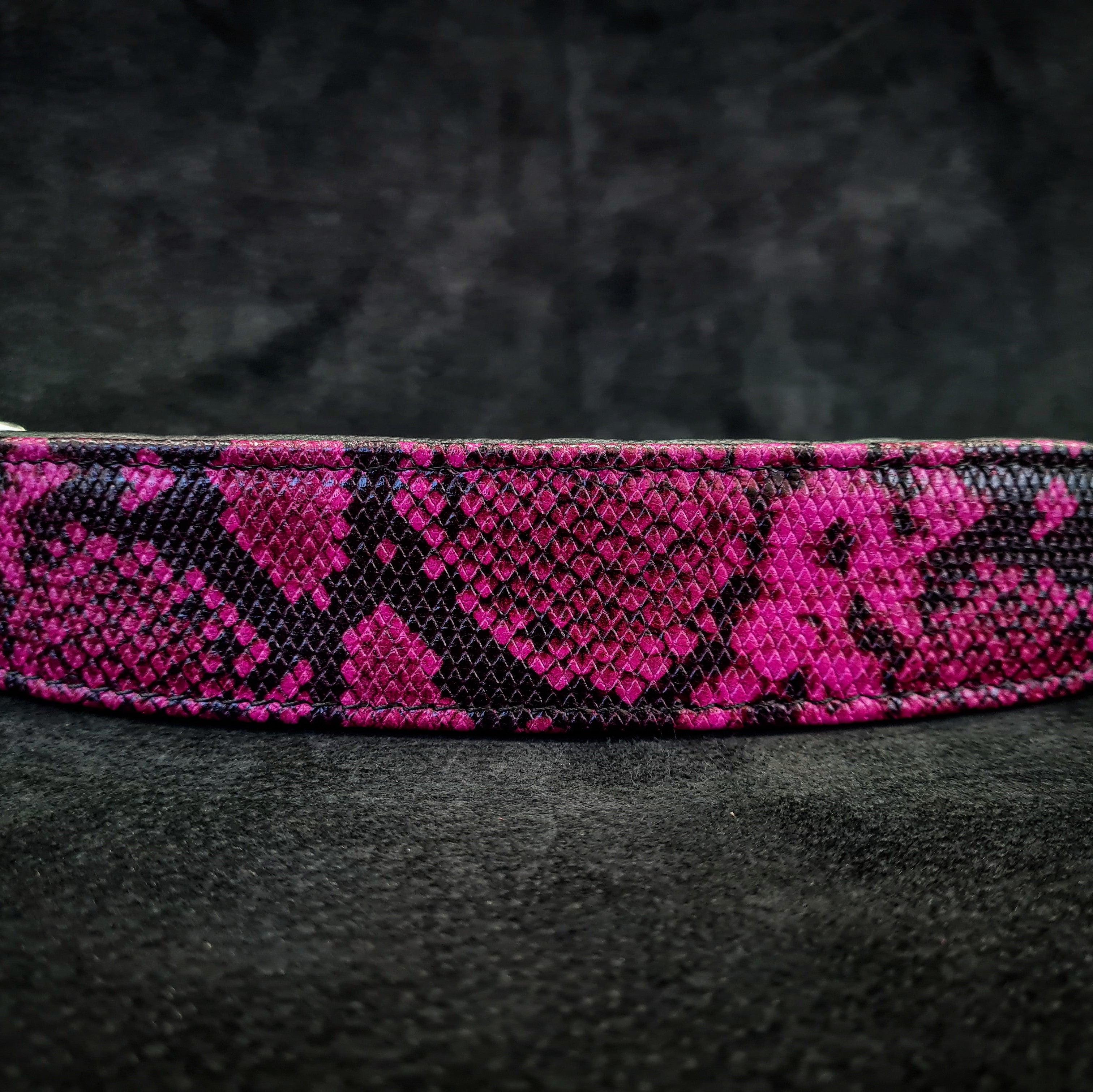 The ''Rock Python'' collar PINK